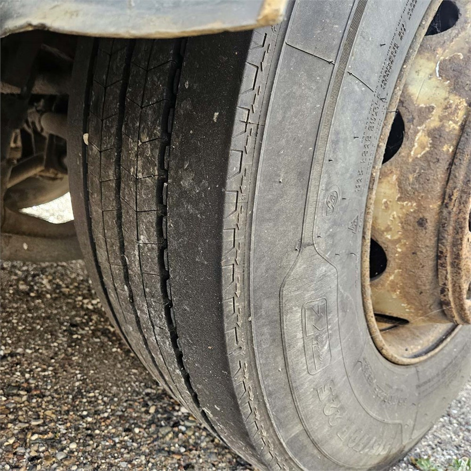 Kravas automašīna ar slēgto virsbūvi MAN Tg a 26.350: foto 28