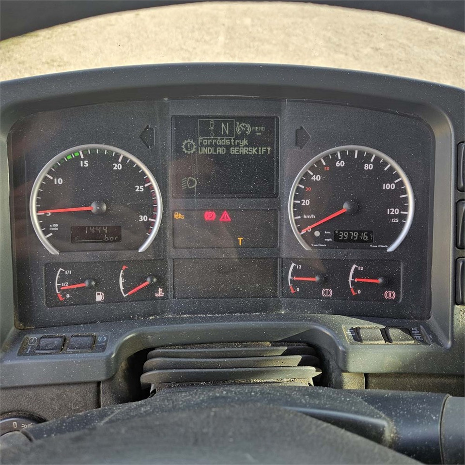 Kravas automašīna ar slēgto virsbūvi MAN Tg a 26.350: foto 14