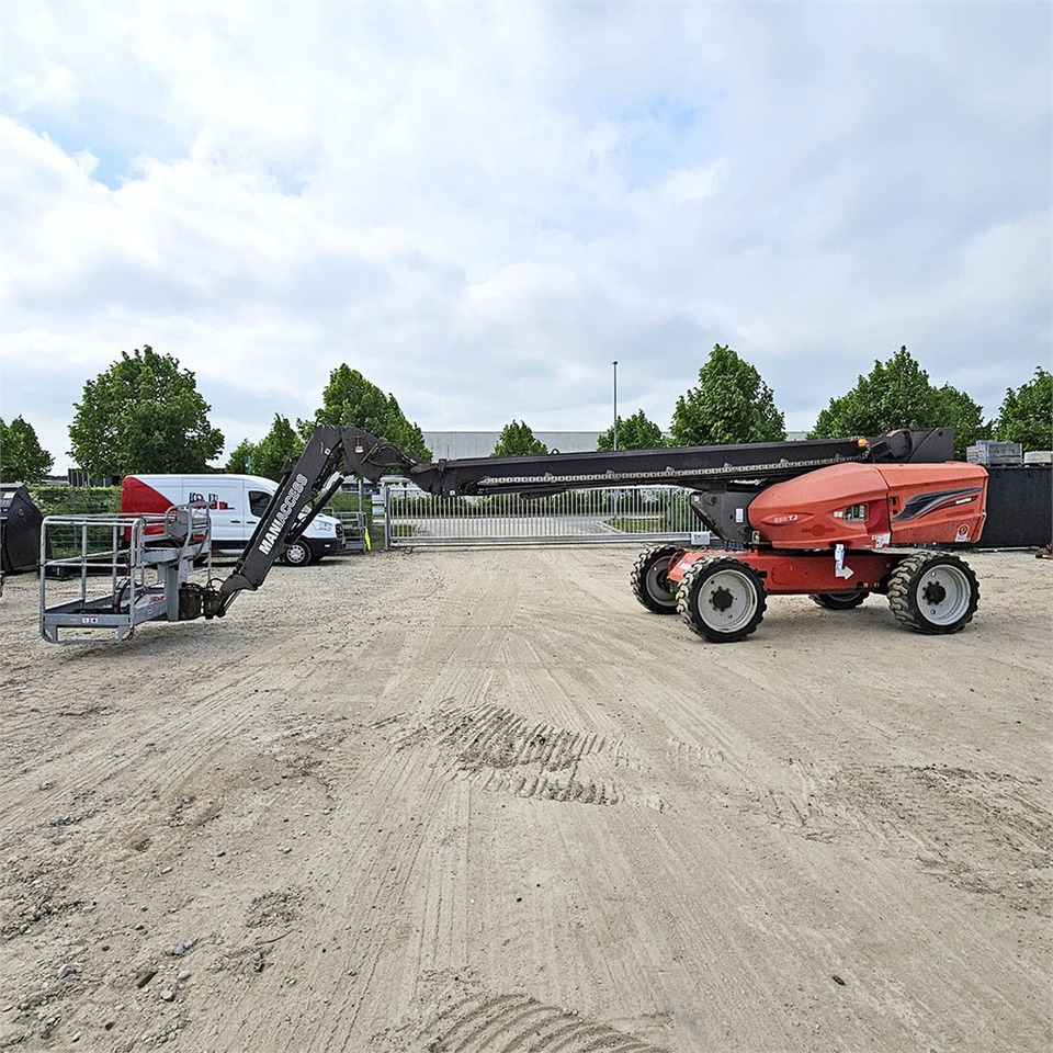 Manitou 280 TJ - Teleskopiskais pacēlājs: foto 4 Manitou 280 TJ - Teleskopiskais pacēlājs: foto 4