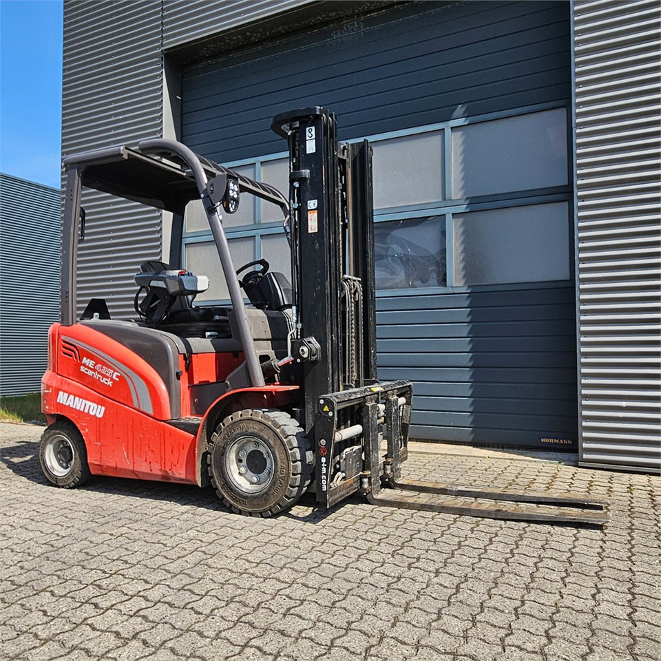 Manitou ME 425C - Autokrāvējs: foto 1 Manitou ME 425C - Autokrāvējs: foto 1
