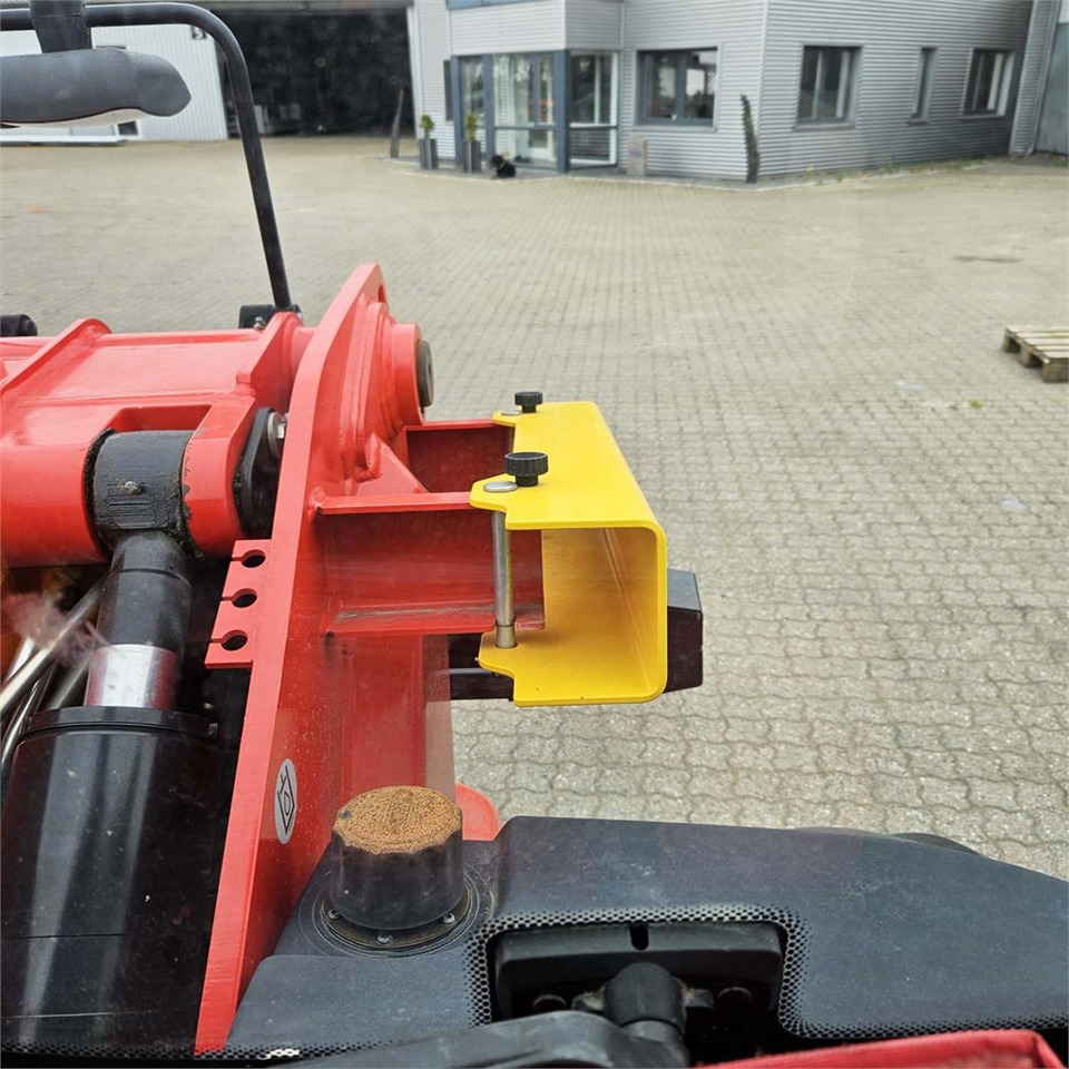 Teleskopiskais iekrāvējs Manitou MT625 H: foto 18