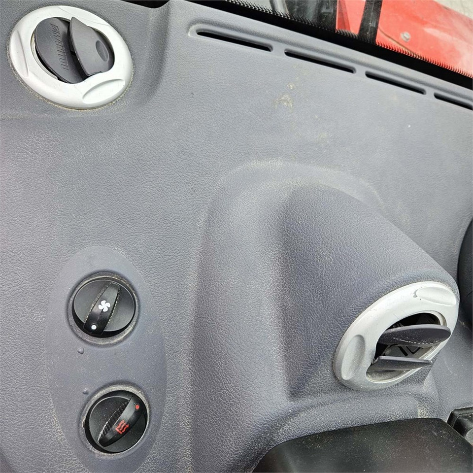 Teleskopiskais iekrāvējs Manitou MT625 H: foto 20