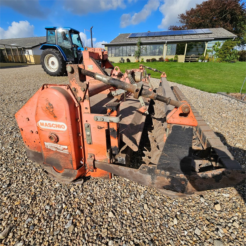 Maschio CB300 - Zemes frēze: foto 3 Maschio CB300 - Zemes frēze: foto 3