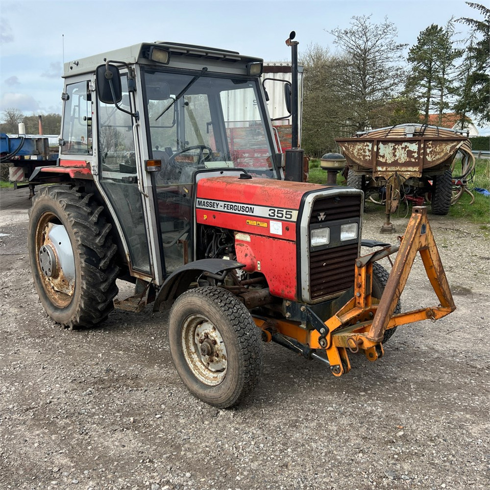Massey Ferguson 355 - Traktors: foto 5 Massey Ferguson 355 - Traktors: foto 5