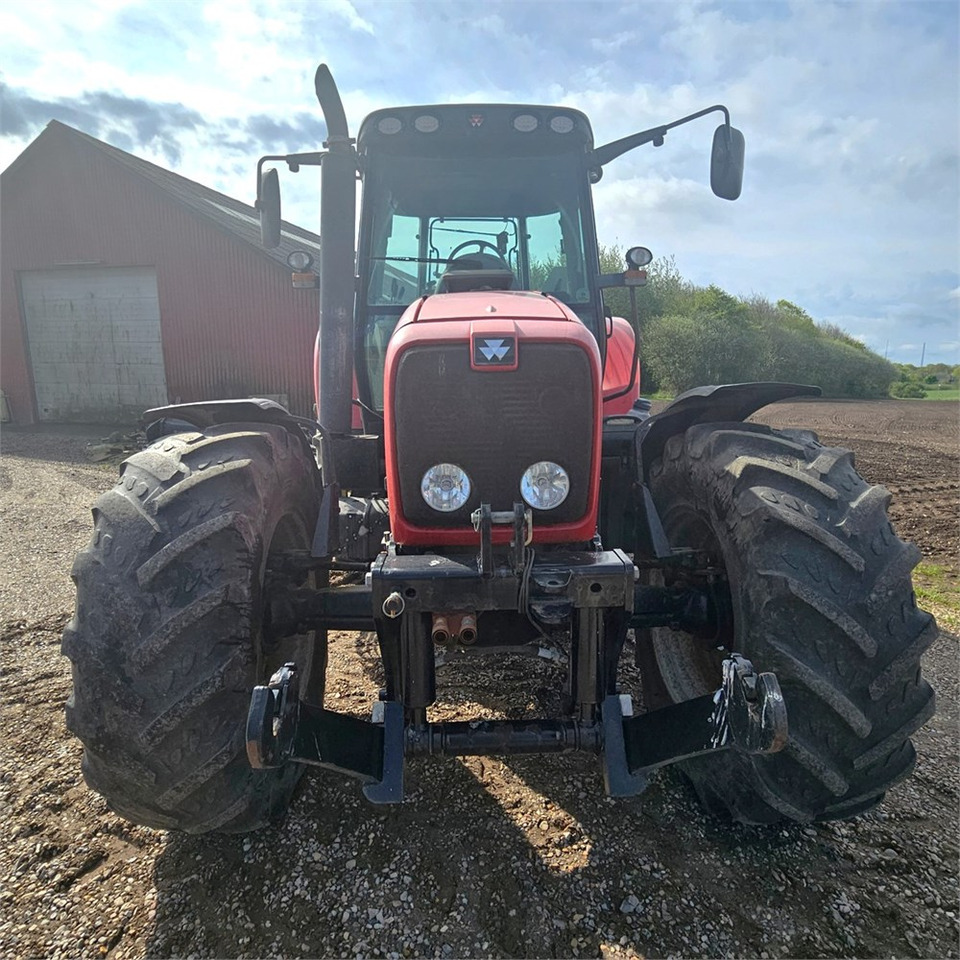 Massey Ferguson 6480 Dyna-6 - Traktors: foto 4 Massey Ferguson 6480 Dyna-6 - Traktors: foto 4