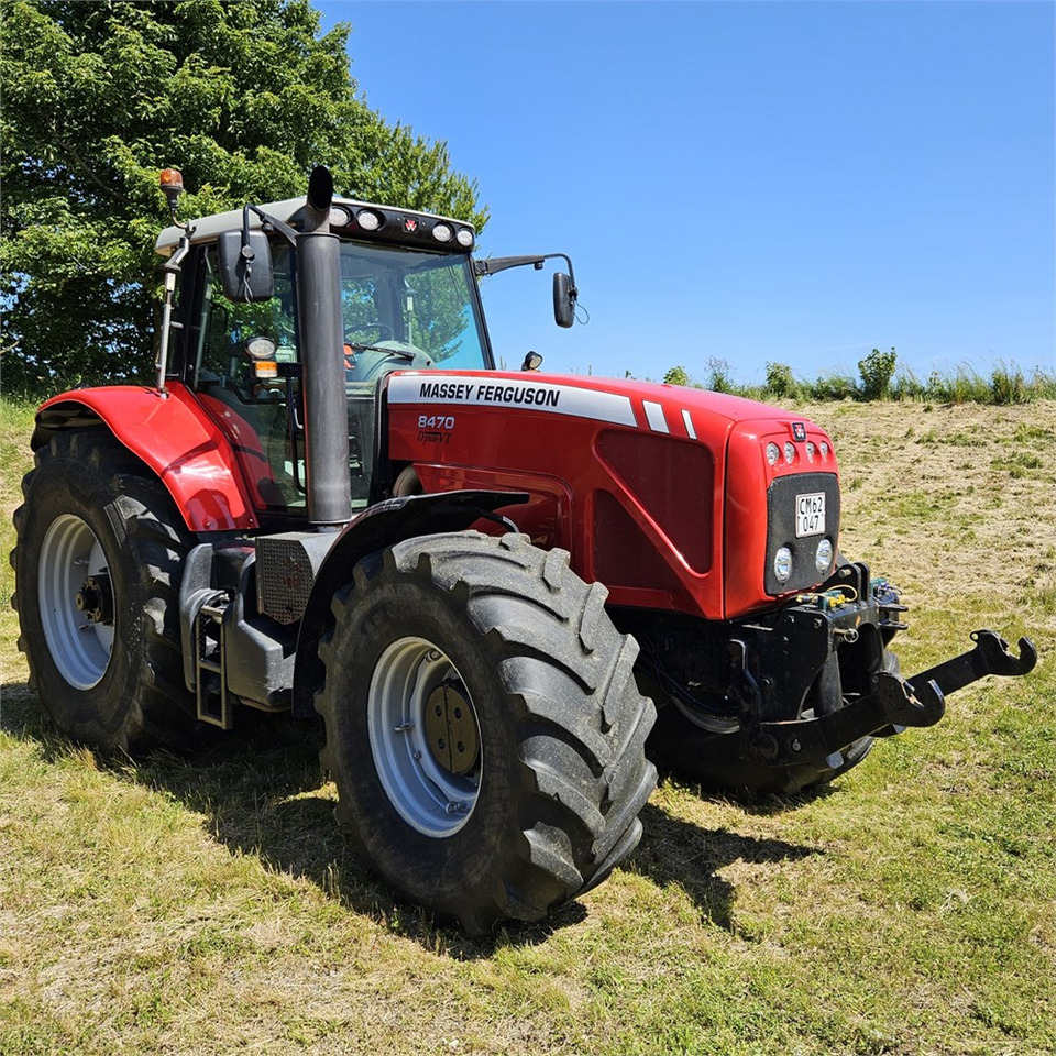 Massey Ferguson MF 8470 Dyna VT - Traktors: foto 3 Massey Ferguson MF 8470 Dyna VT - Traktors: foto 3
