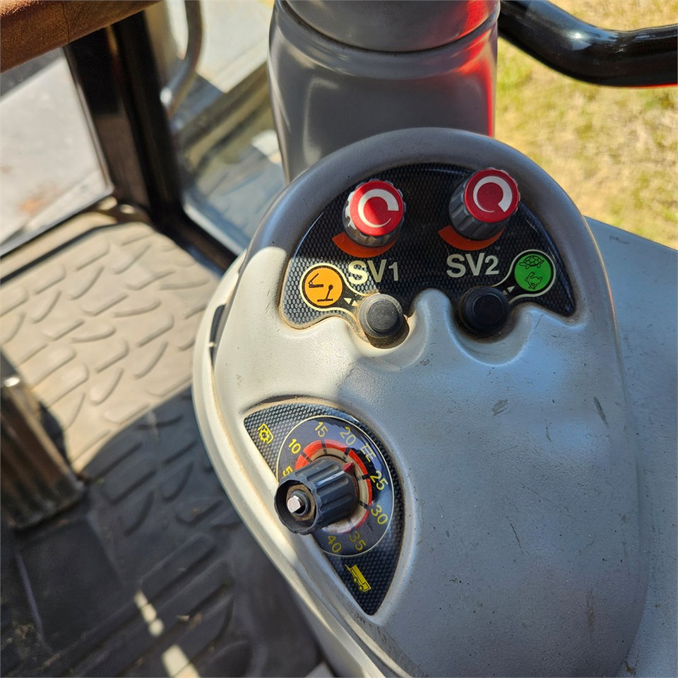 Traktors Massey Ferguson MF 8470 Dyna VT: foto 13