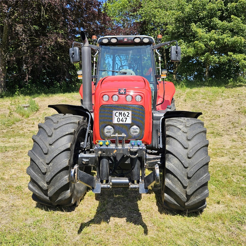 Massey Ferguson MF 8470 Dyna VT - Traktors: foto 2 Massey Ferguson MF 8470 Dyna VT - Traktors: foto 2