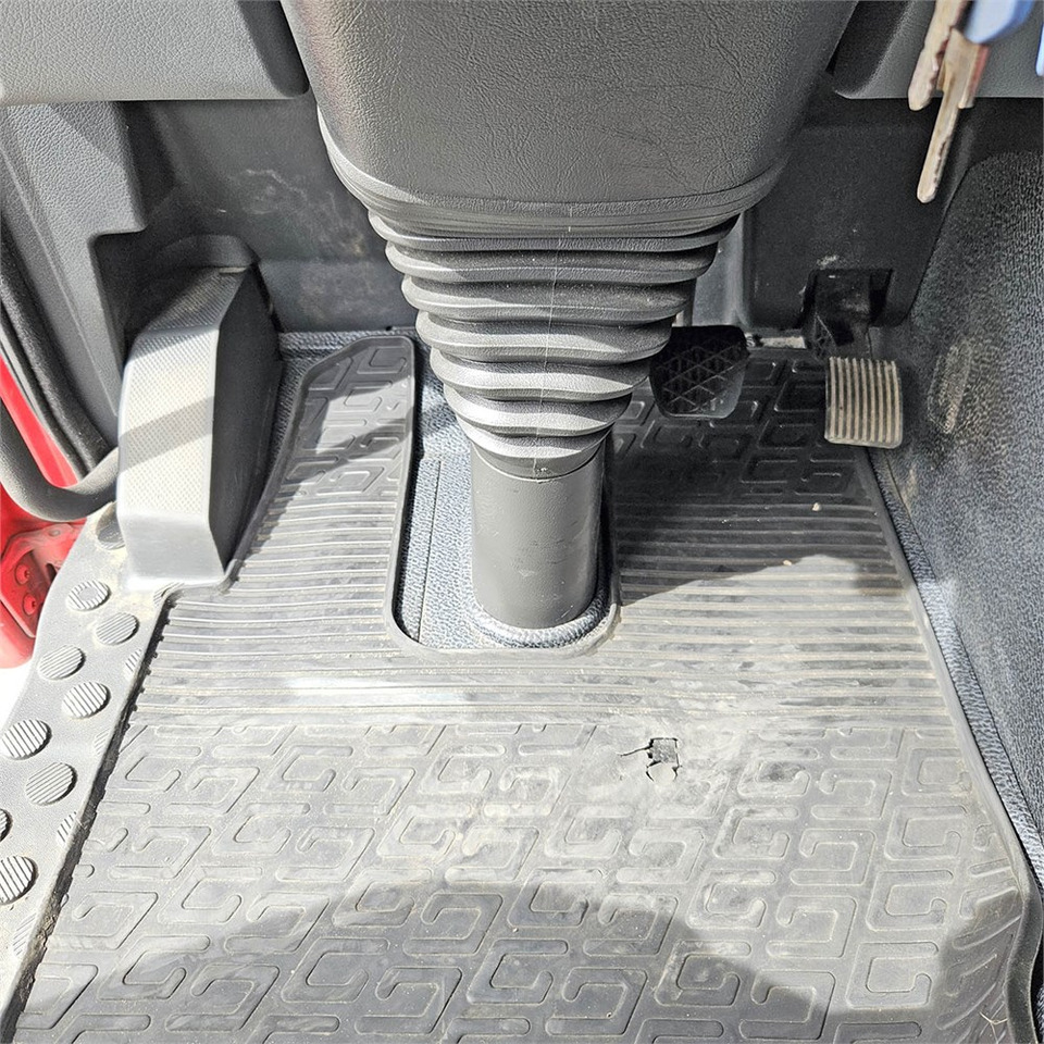 Kravas automašīna ar slēgto virsbūvi Mercedes Actros 2541: foto 35