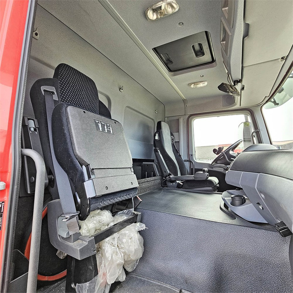 Kravas automašīna ar slēgto virsbūvi Mercedes Actros 2541: foto 17