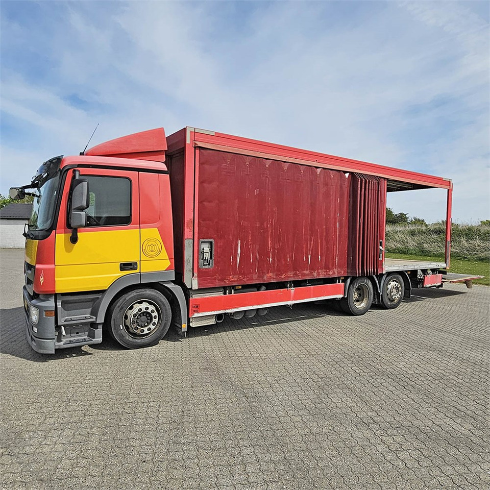 Kravas automašīna ar slēgto virsbūvi Mercedes Actros 2541: foto 13