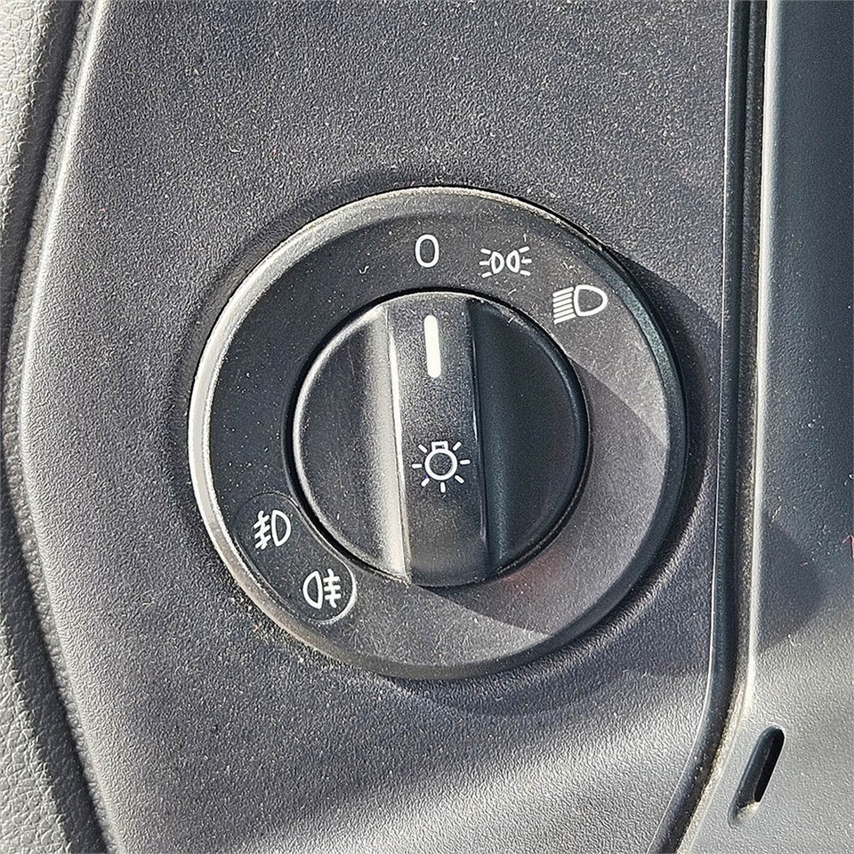 Kravas automašīna ar slēgto virsbūvi Mercedes Actros 2541: foto 29