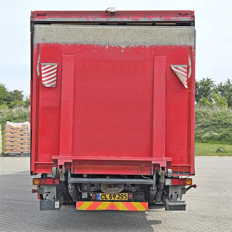 Mercedes Actros 2541 - Kravas automašīna ar slēgto virsbūvi: foto 4 Mercedes Actros 2541 - Kravas automašīna ar slēgto virsbūvi: foto 4