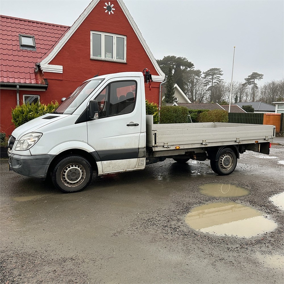 Mercedes SPRINTER 319 CDI - Bortu kravas automašīna/ Platforma: foto 1 Mercedes SPRINTER 319 CDI - Bortu kravas automašīna/ Platforma: foto 1