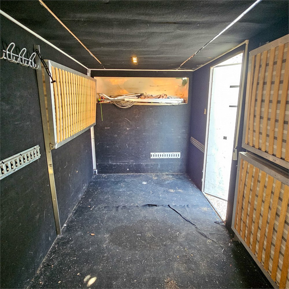 Mercedes Sprinter 515 Cdi - Furgons ar slēgtā virsbūve: foto 5 Mercedes Sprinter 515 Cdi - Furgons ar slēgtā virsbūve: foto 5