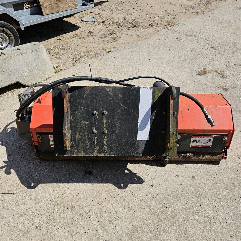 Muratori MT20 155 - Zāles pļāvējs: foto 5 Muratori MT20 155 - Zāles pļāvējs: foto 5