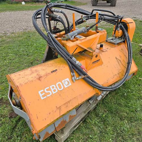 Nesbo KS 1500 H - Zāles pļāvējs: foto 3 Nesbo KS 1500 H - Zāles pļāvējs: foto 3