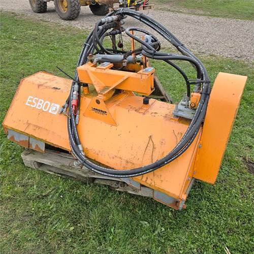 Nesbo KS 1500 H - Zāles pļāvējs: foto 1 Nesbo KS 1500 H - Zāles pļāvējs: foto 1