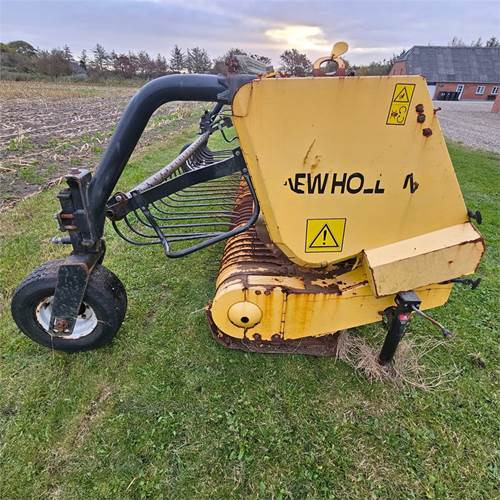 New Holland FX40 - Kombains: foto 3 New Holland FX40 - Kombains: foto 3