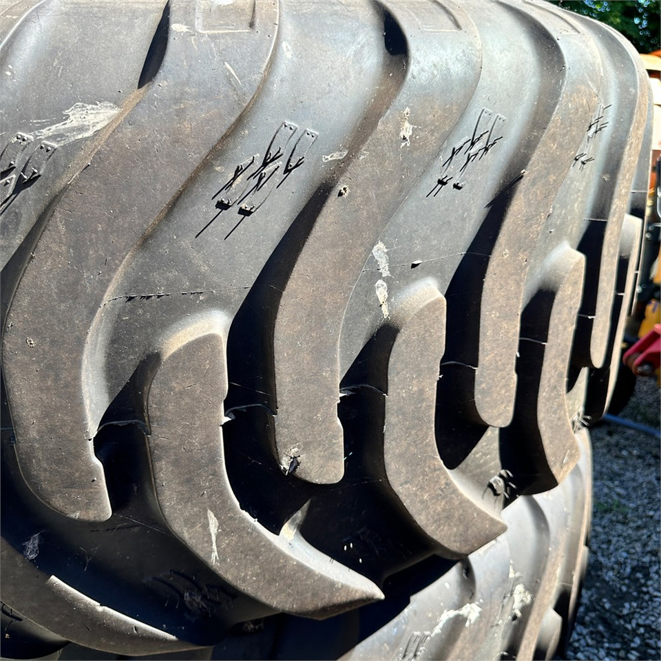 Traktors New Holland Græs hjul til T4 serien: foto 11