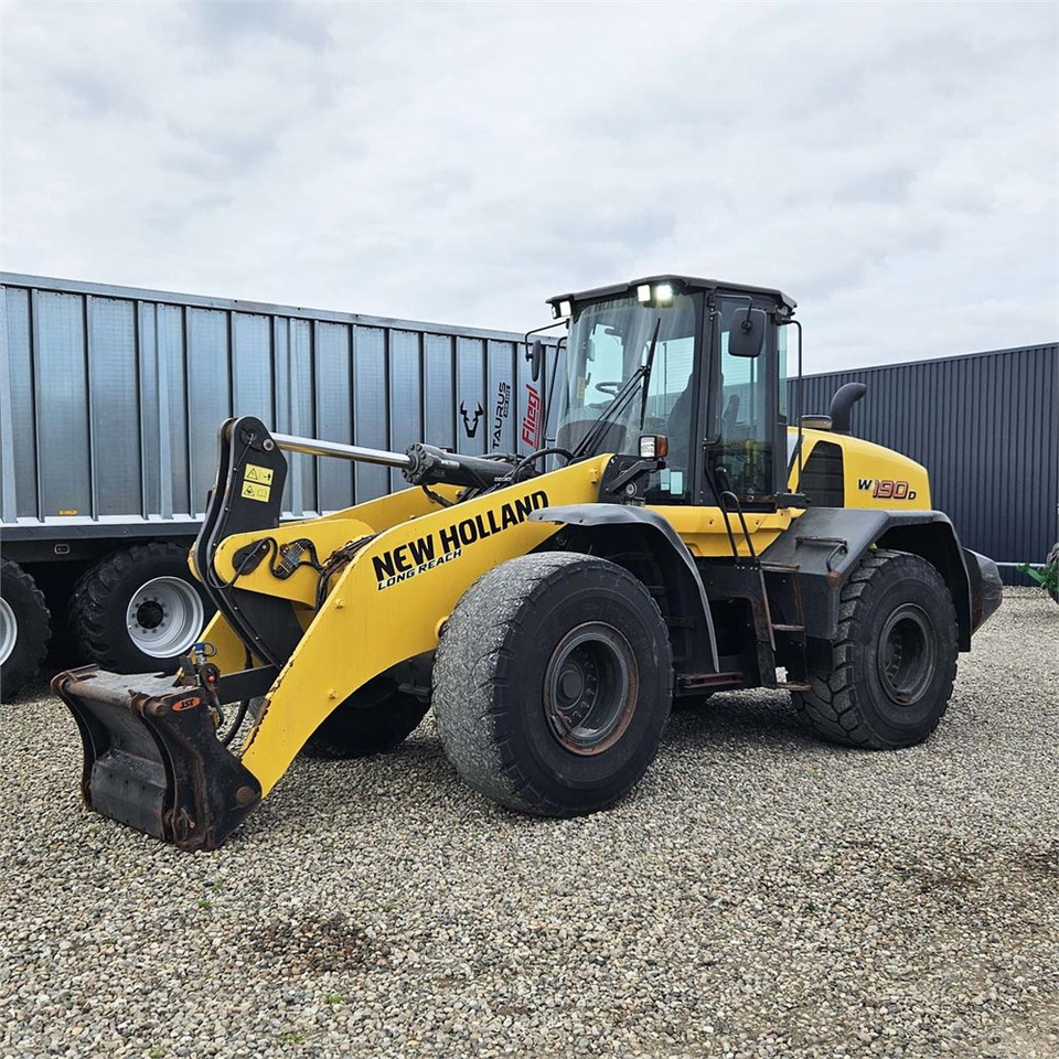 New Holland W190 D - Riteņu iekrāvējs: foto 3 New Holland W190 D - Riteņu iekrāvējs: foto 3