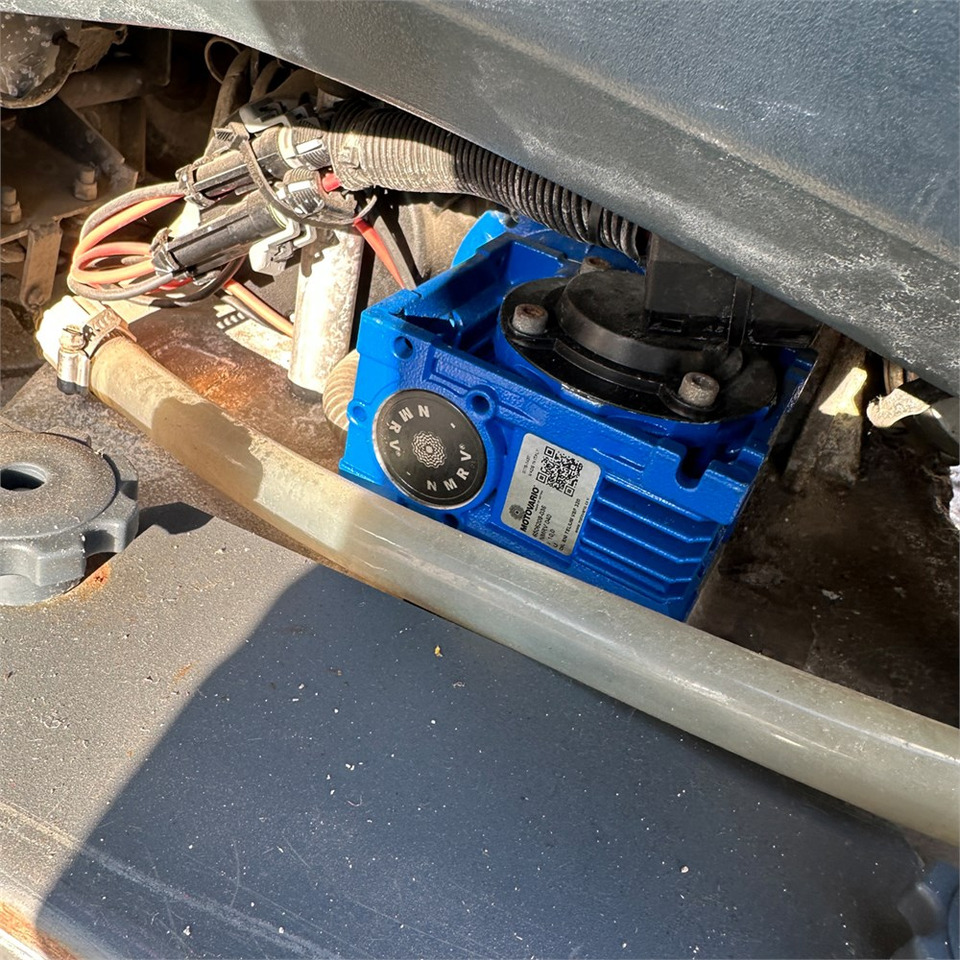 Grīdas mazgāšanas iekārta Nilfisk BR 755: foto 23