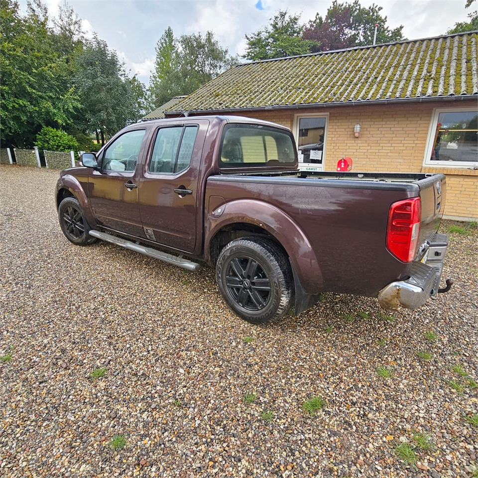 Nissan Navara 2,5 Dci Dc 4wd - Pikaps: foto 3 Nissan Navara 2,5 Dci Dc 4wd - Pikaps: foto 3