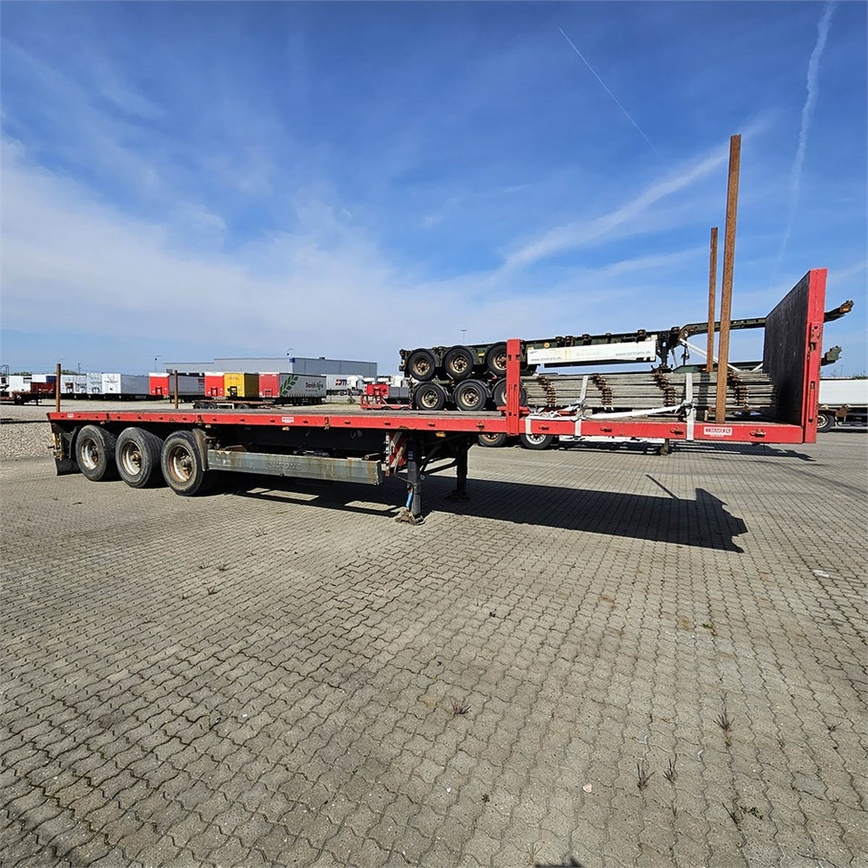 Pacton Flatbed - Bortu puspiekabe/ Platforma: foto 3 Pacton Flatbed - Bortu puspiekabe/ Platforma: foto 3