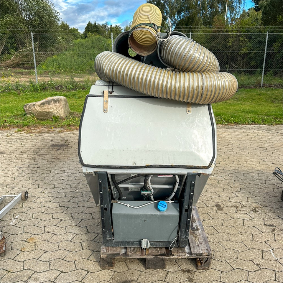 Nilfisk Engholm FS2150 & FK22150 - Papildaprīkojums - Ielu tīrīšanas mašīna: foto 4 Nilfisk Engholm FS2150 & FK22150 - Papildaprīkojums - Ielu tīrīšanas mašīna: foto 4