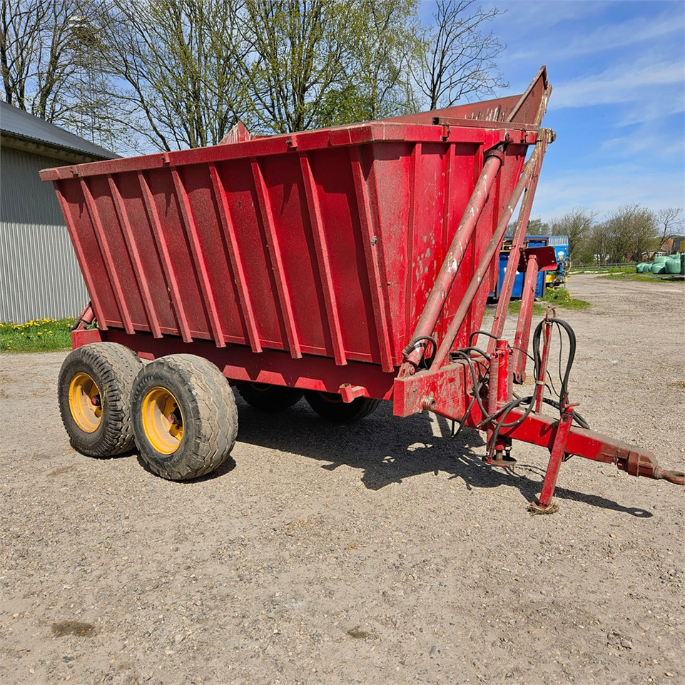 TIM 2005 - Piekabe: foto 1 TIM 2005 - Piekabe: foto 1