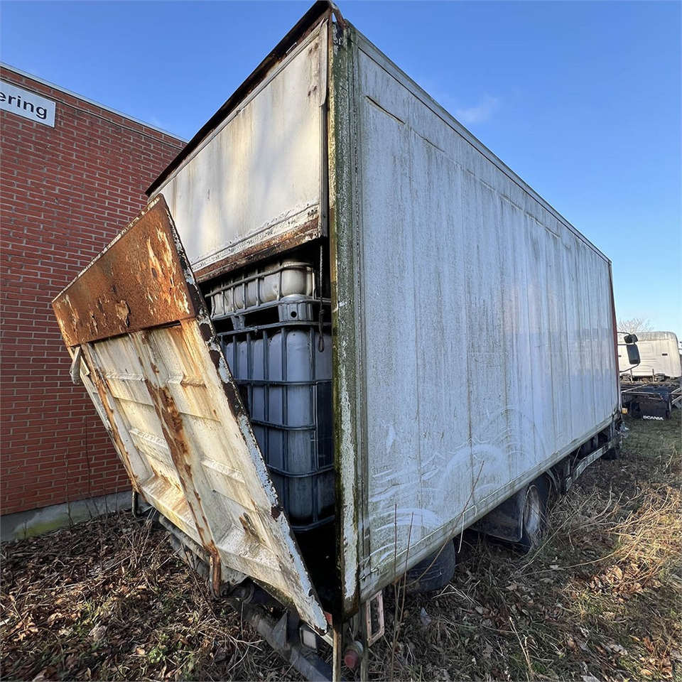 Renault 220 - Kravas automašīna ar slēgto virsbūvi: foto 4 Renault 220 - Kravas automašīna ar slēgto virsbūvi: foto 4