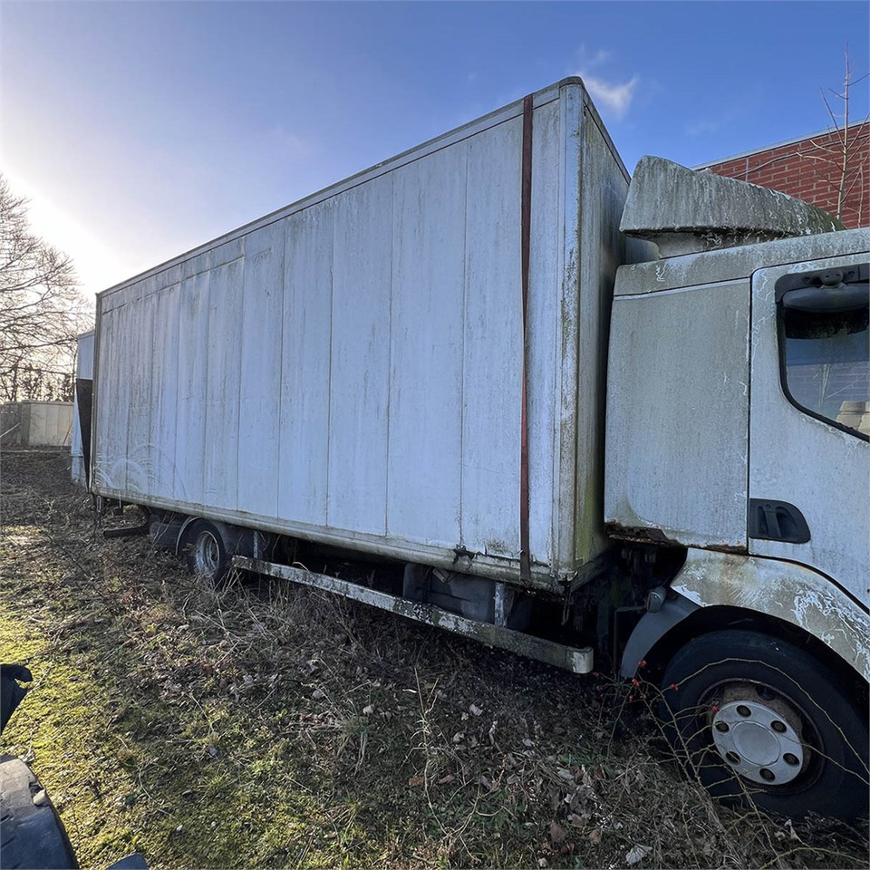 Renault 220 - Kravas automašīna ar slēgto virsbūvi: foto 3 Renault 220 - Kravas automašīna ar slēgto virsbūvi: foto 3