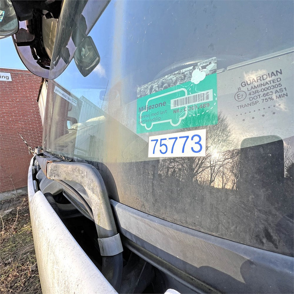 Renault 410 DXI Premimium - Šasija kravas automašīna: foto 5 Renault 410 DXI Premimium - Šasija kravas automašīna: foto 5