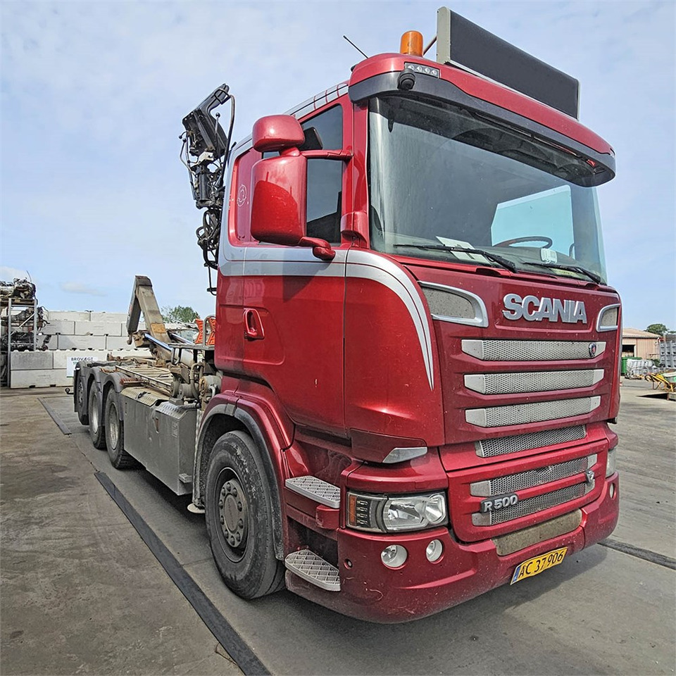 Pacēlājs ar āķi, Kravas auto ar manipulatoru Scania R 500: foto 6
