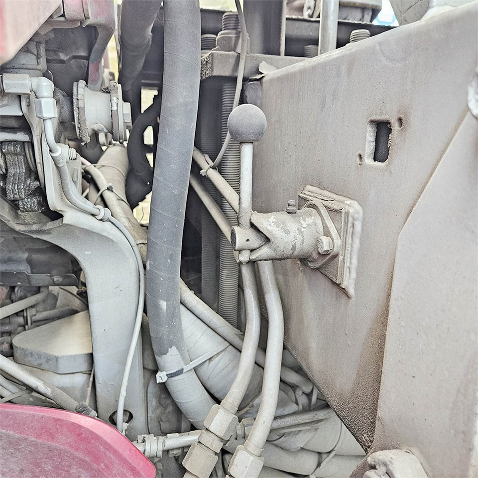 Pacēlājs ar āķi, Kravas auto ar manipulatoru Scania R 500: foto 43