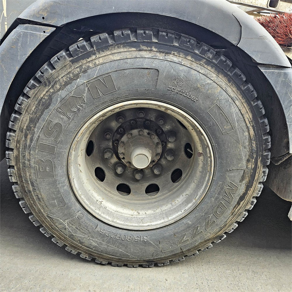 Pacēlājs ar āķi, Kravas auto ar manipulatoru Scania R 500: foto 49