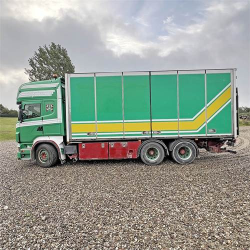 Scania R500 - Kravas automašīna ar slēgto virsbūvi: foto 3 Scania R500 - Kravas automašīna ar slēgto virsbūvi: foto 3