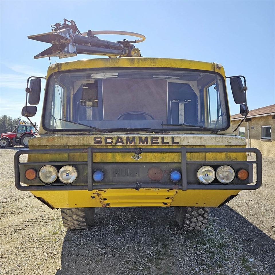 Schammel Nubian 6x6 - Ugunsdzēsēju mašīna: foto 5 Schammel Nubian 6x6 - Ugunsdzēsēju mašīna: foto 5