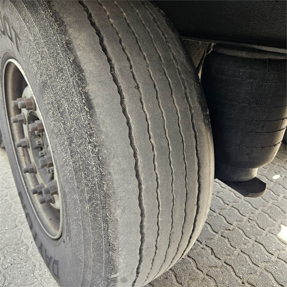 Puspiekabe refrižerators Schmitz køle trailer: foto 22 Puspiekabe refrižerators Schmitz køle trailer: foto 22