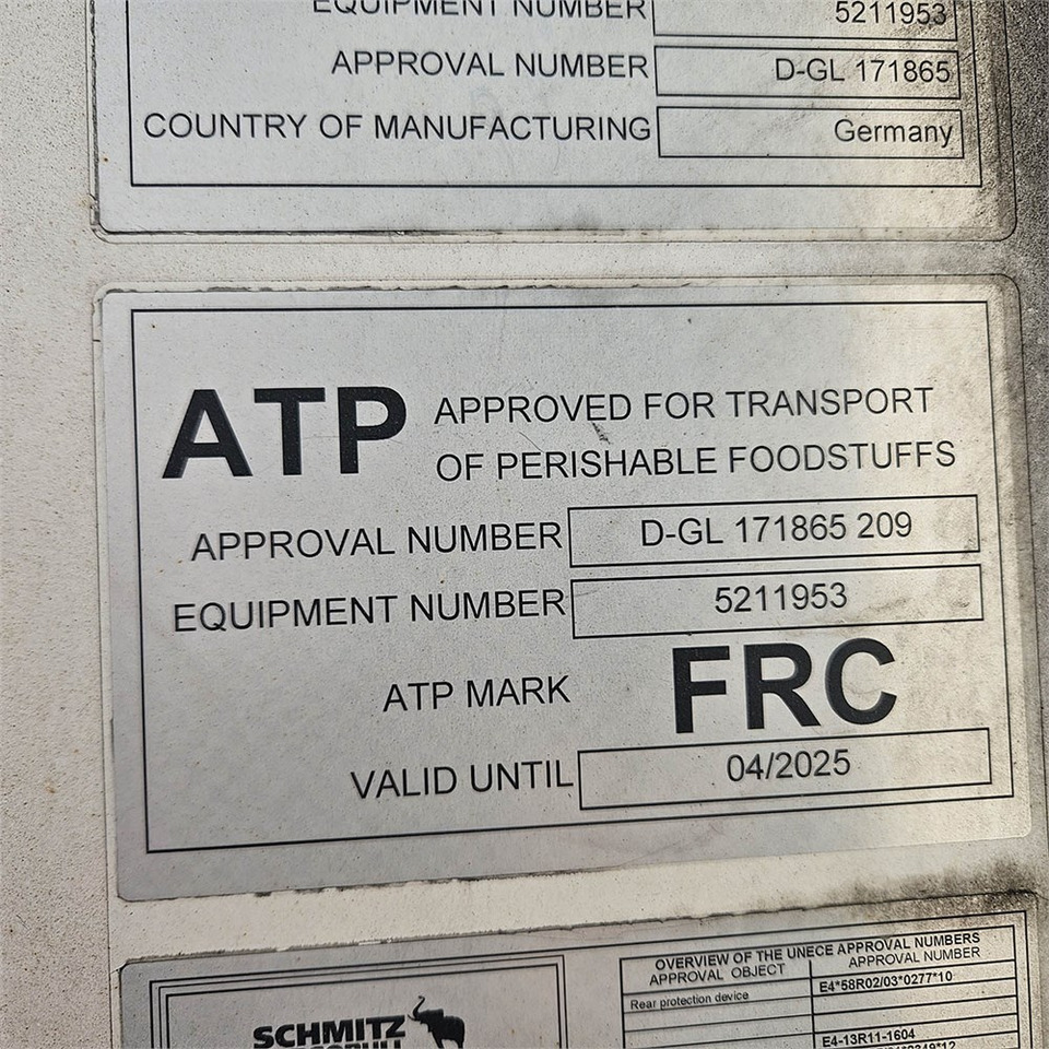 Puspiekabe refrižerators Schmitz køle trailer: foto 14 Puspiekabe refrižerators Schmitz køle trailer: foto 14
