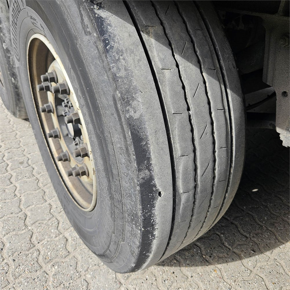 Puspiekabe refrižerators Schmitz køle trailer: foto 28 Puspiekabe refrižerators Schmitz køle trailer: foto 28