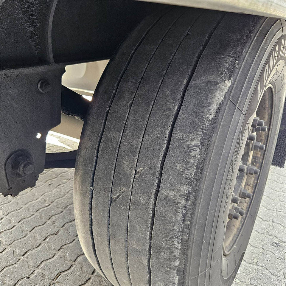 Puspiekabe refrižerators Schmitz køle trailer: foto 20 Puspiekabe refrižerators Schmitz køle trailer: foto 20