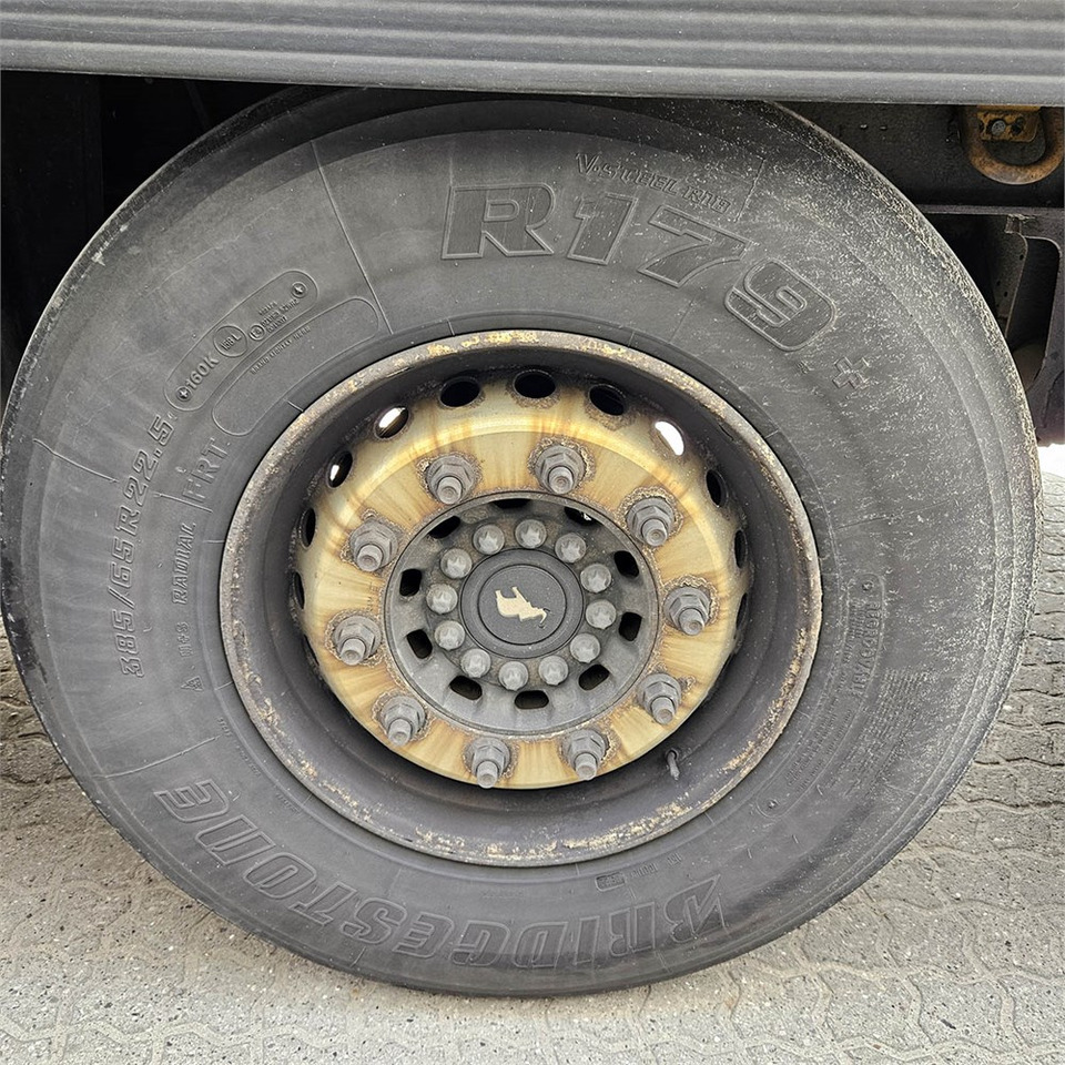 Puspiekabe refrižerators Schmitz køle trailer: foto 23 Puspiekabe refrižerators Schmitz køle trailer: foto 23