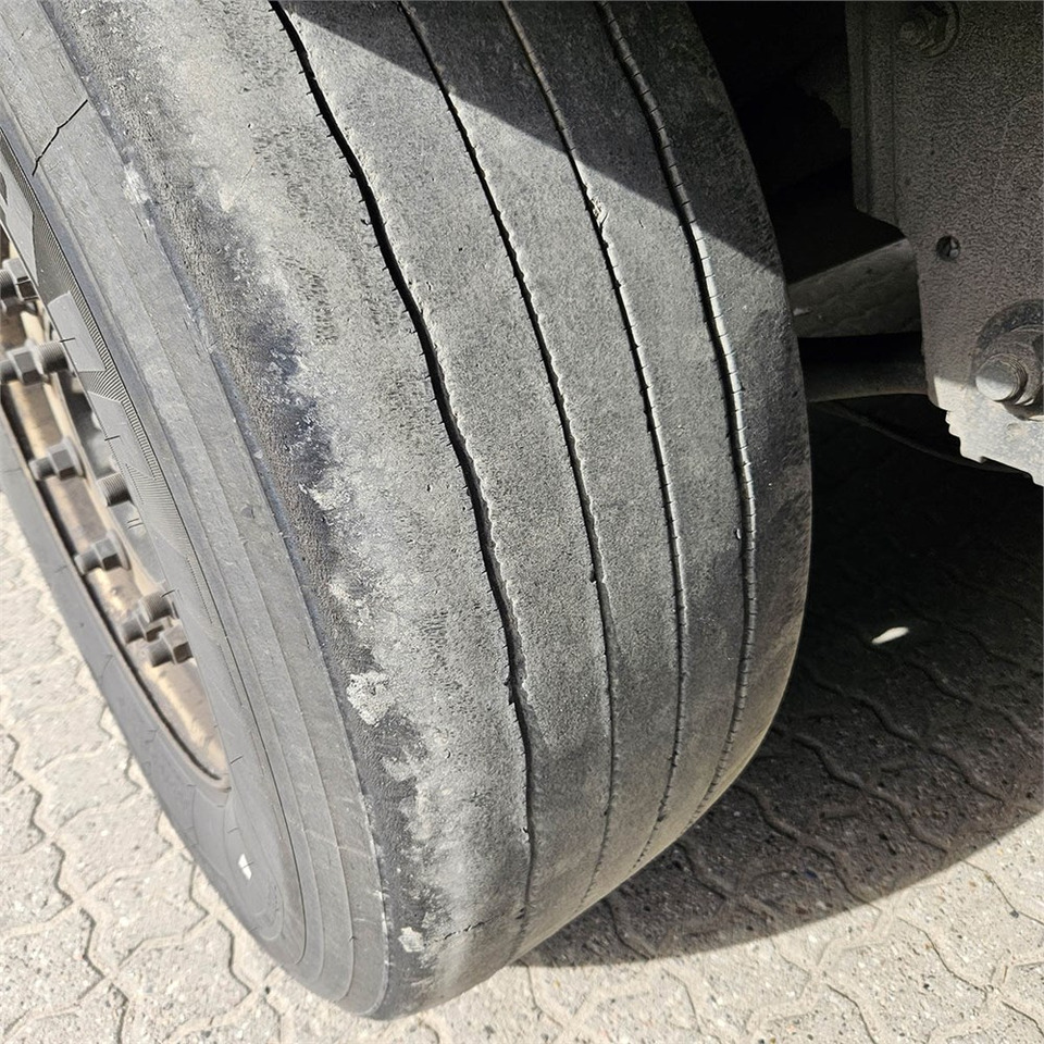 Puspiekabe refrižerators Schmitz køle trailer: foto 30 Puspiekabe refrižerators Schmitz køle trailer: foto 30