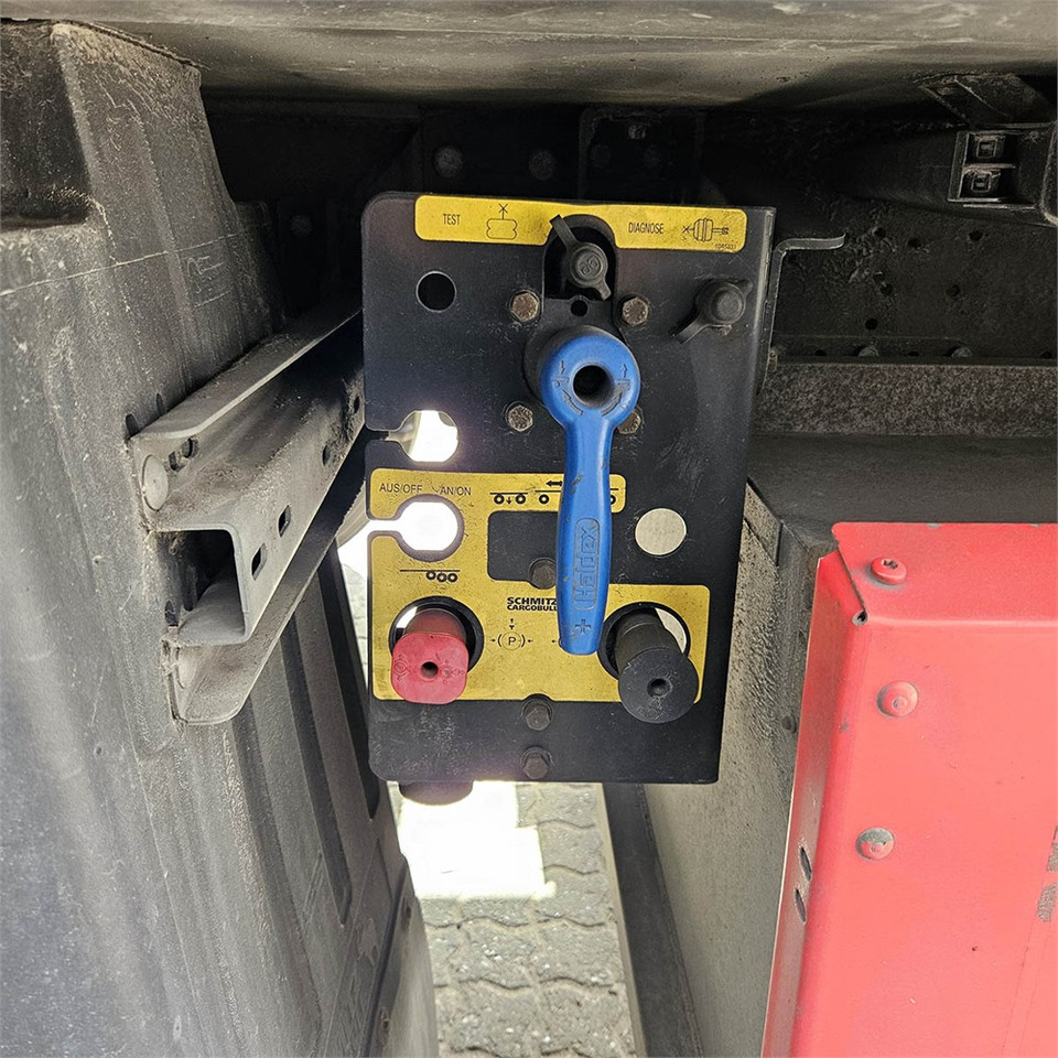 Puspiekabe refrižerators Schmitz køle trailer: foto 16 Puspiekabe refrižerators Schmitz køle trailer: foto 16