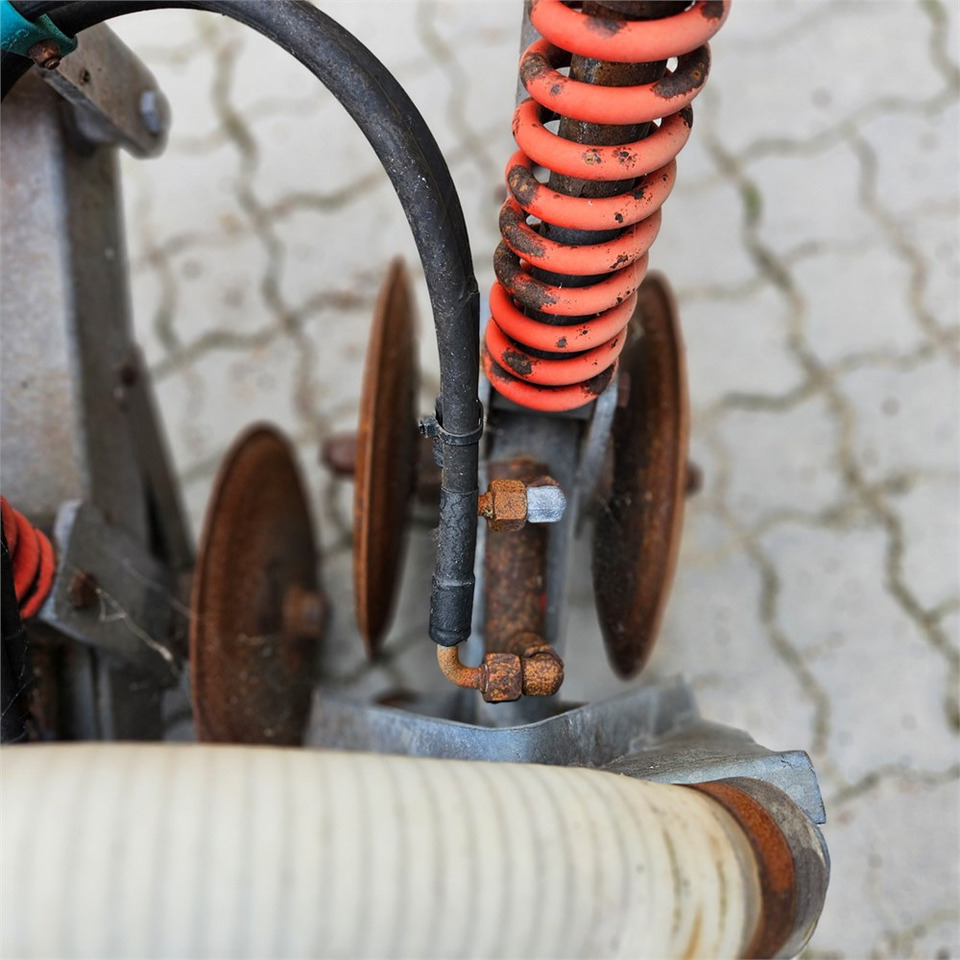 Mēslošanas tehnika ..Select Make L 4450: foto 10 Mēslošanas tehnika ..Select Make L 4450: foto 10