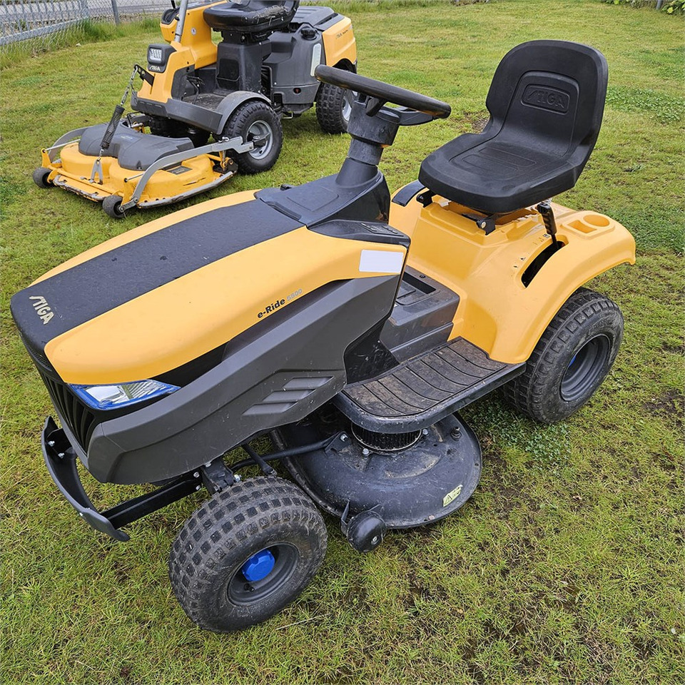 Stiga E-Ride S500 - Zāles pļāvējs: foto 3 Stiga E-Ride S500 - Zāles pļāvējs: foto 3