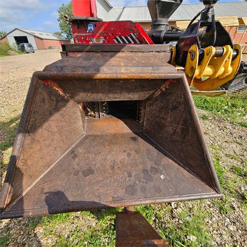 TP 280 PTO - Šķeldotājs: foto 5 TP 280 PTO - Šķeldotājs: foto 5