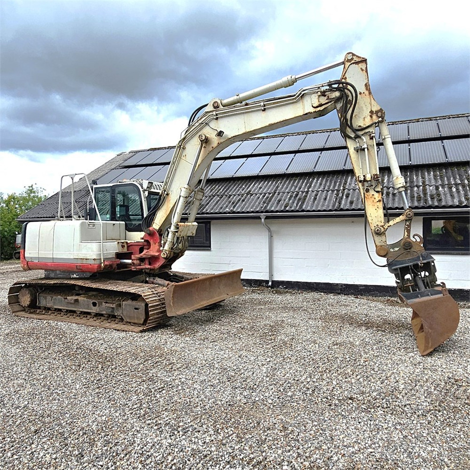 Takeuchi TB1140 - Kāpurķēžu ekskavators: foto 1 Takeuchi TB1140 - Kāpurķēžu ekskavators: foto 1