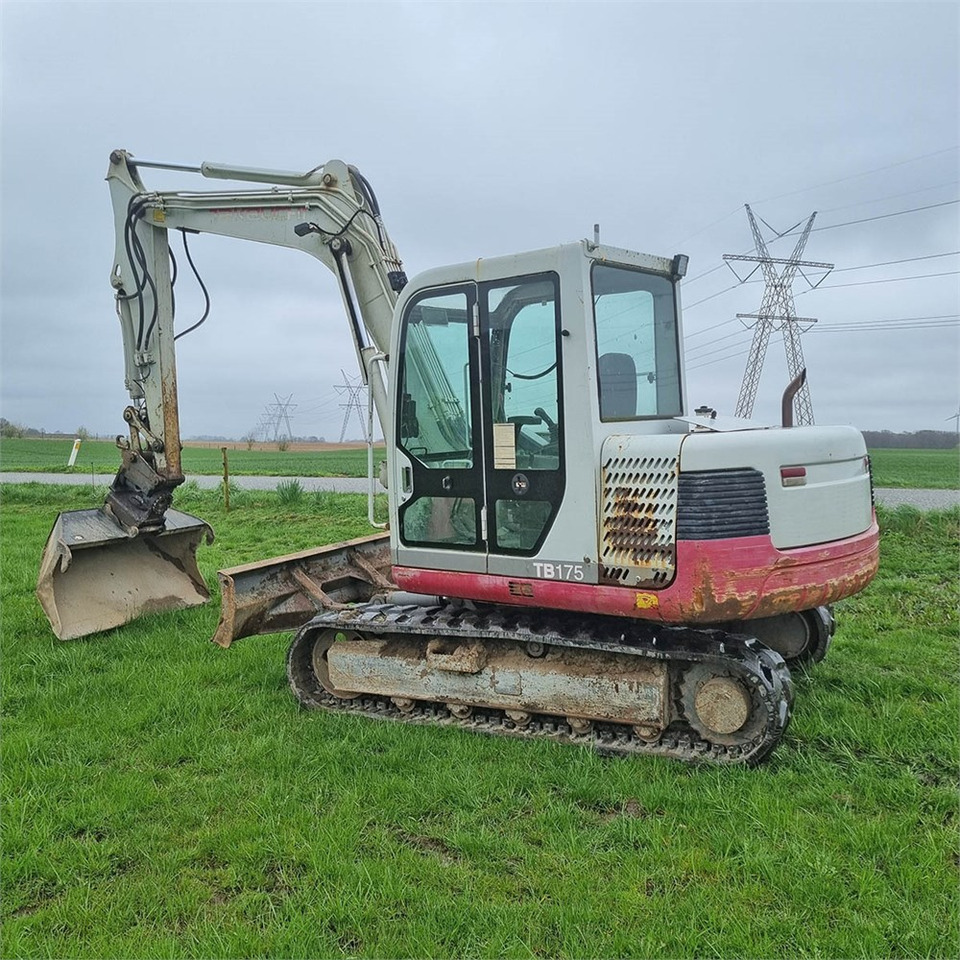 Takeuchi TB175 - Mini-ekskavators: foto 3 Takeuchi TB175 - Mini-ekskavators: foto 3